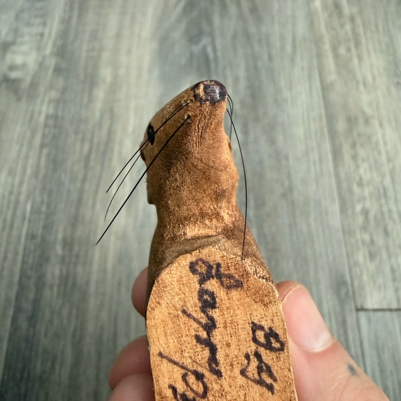 Vintage Brown Wooden Mouse Sculpture - Picture 14 of 16